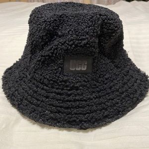 UGG Bucket Hat
